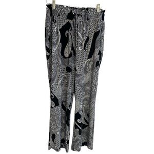 Style by Harve Bernard wide leg black and‎ white paisley print pants. 2X